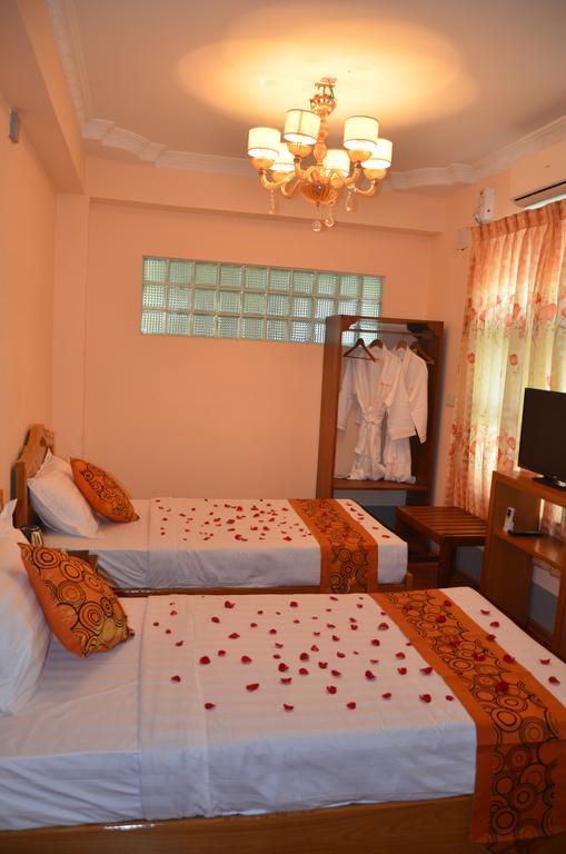 Royal Yadanarbon Hotel Mandalay Habitación foto